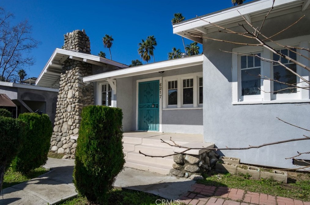 6217 Hayes Ave, Los Angeles CA  90042-3617 exterior