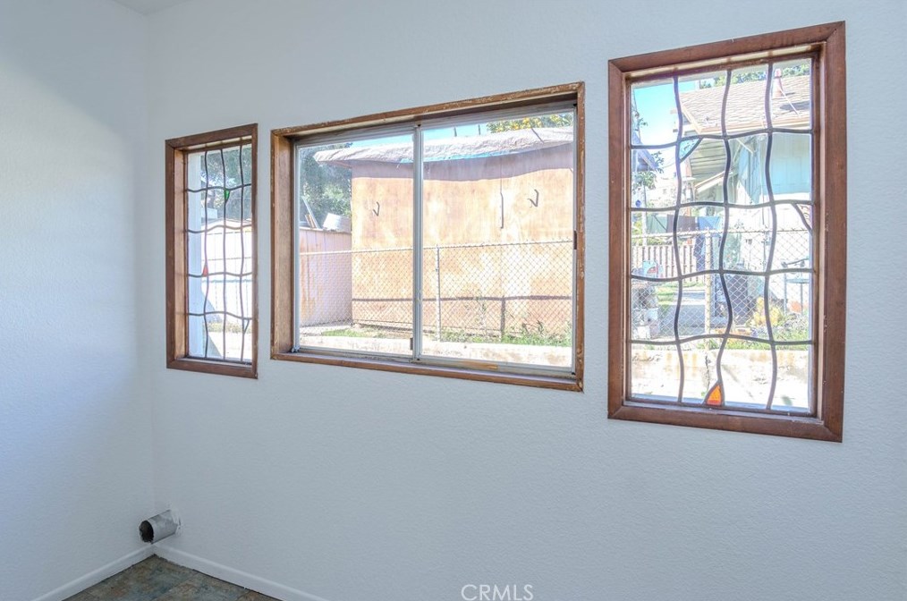 6217 Hayes Ave, Los Angeles CA  90042-3617 exterior