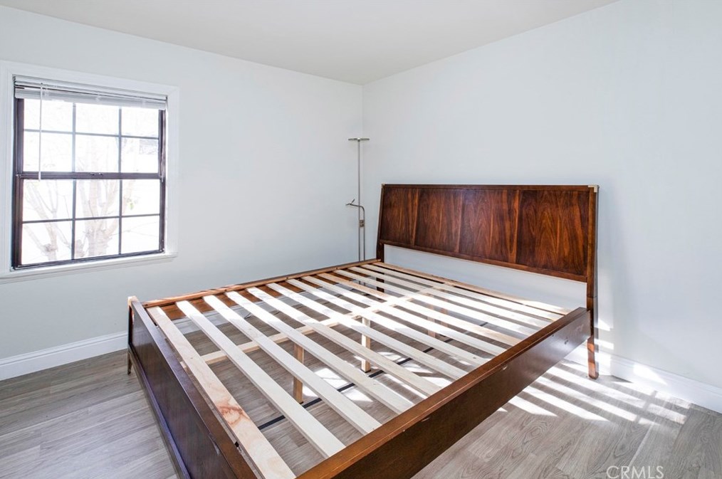 17921 Vanowen St, Los Angeles CA  91335-5637 exterior