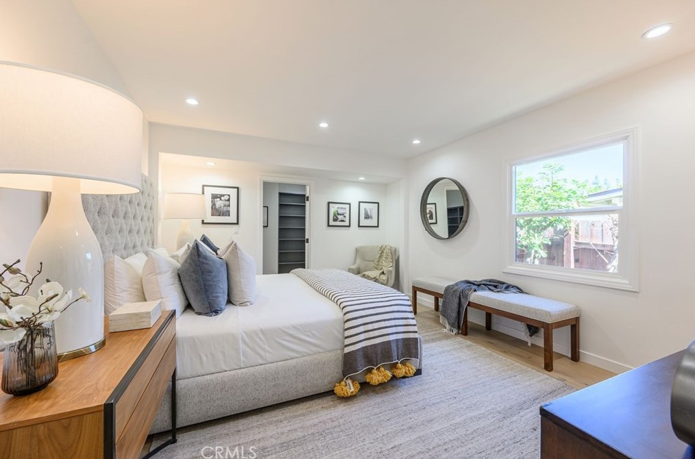 17239 Lemay St, Van Nuys CA  91406-5431 exterior