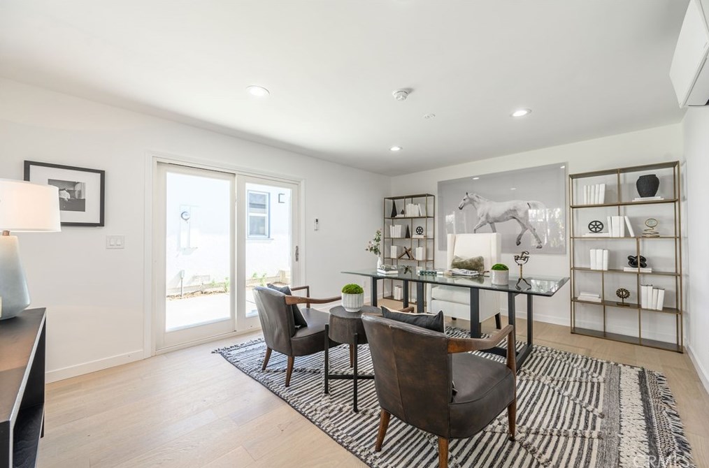 17239 Lemay St, Van Nuys CA  91406-5431 exterior