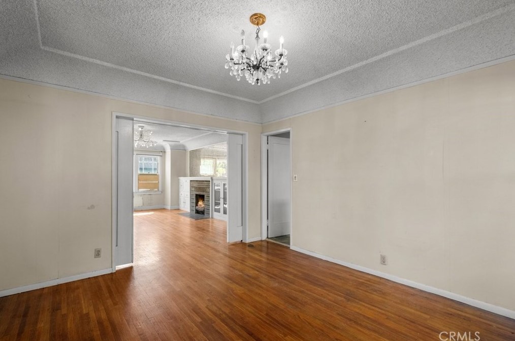 1233 Wesley Ave, Pasadena CA  91104-2640 exterior