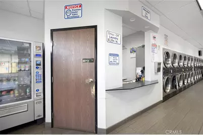 6914 Foothill Boulevard, Tujunga, CA 91042 - Photo 5