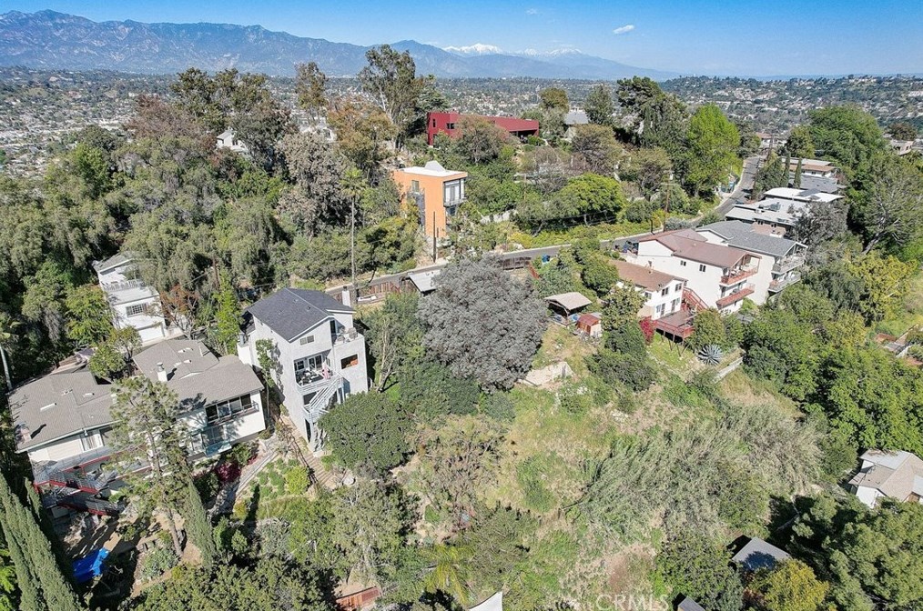 755 Crane Blvd, Los Angeles CA  90065-4038 exterior