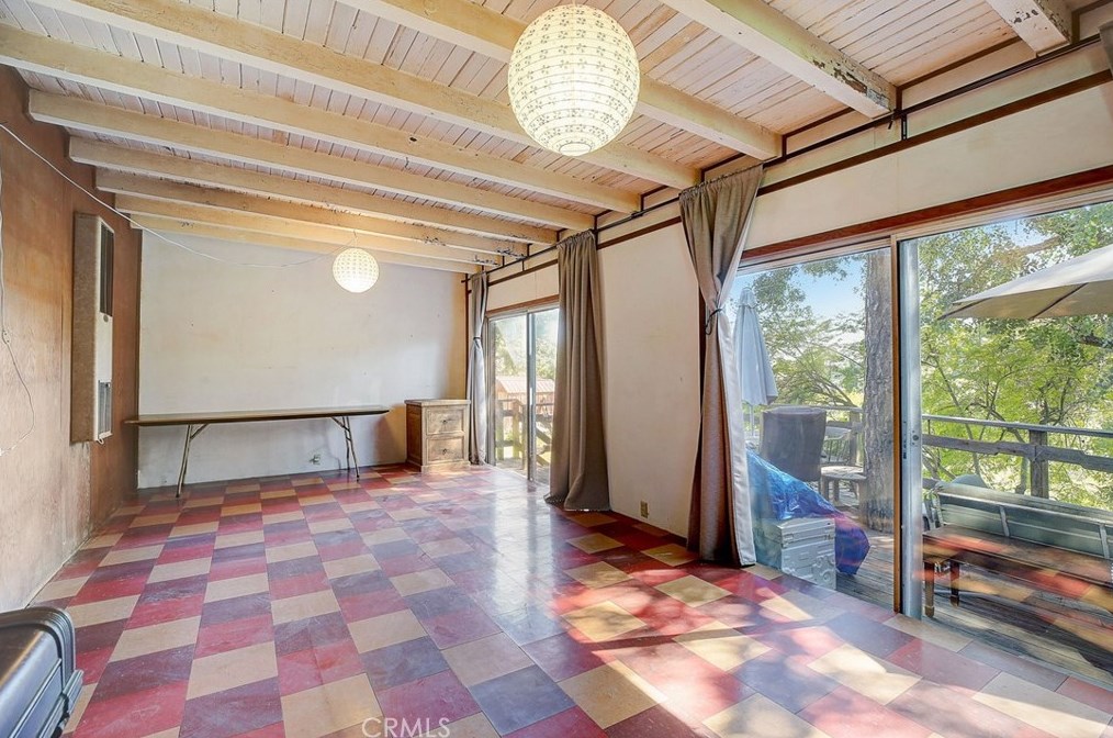 755 Crane Blvd, Los Angeles CA  90065-4038 exterior