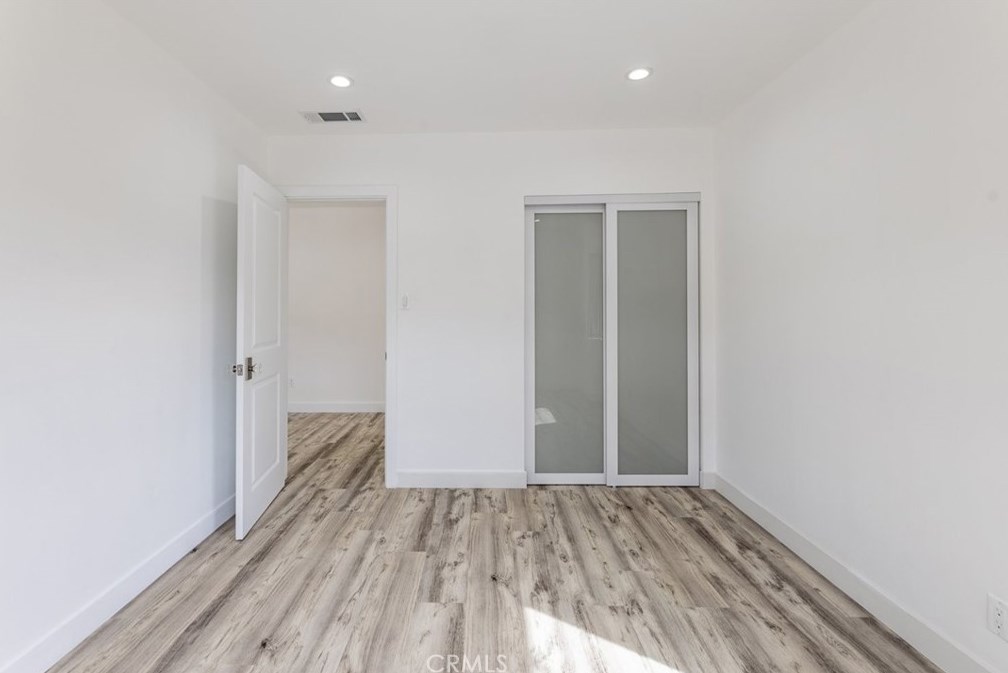 3849 Mayfield Ave, Glendale CA  91214-2312 exterior