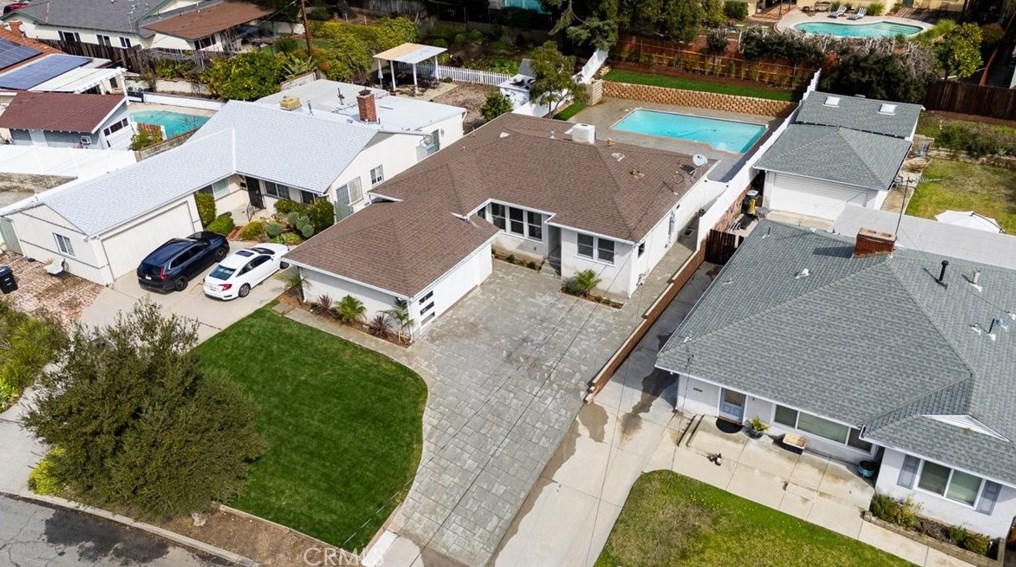 3849 Mayfield Ave, Glendale CA  91214-2312 exterior