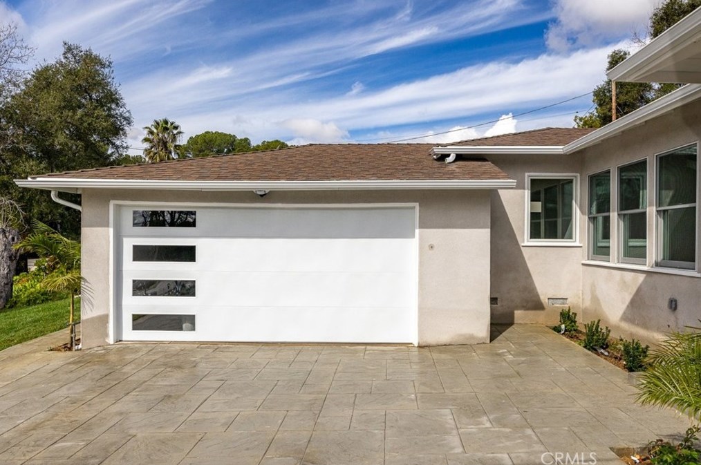 3849 Mayfield Ave, Glendale CA  91214-2312 exterior