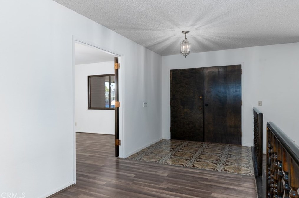 44745 Lowtree Ave, Lancaster CA  exterior