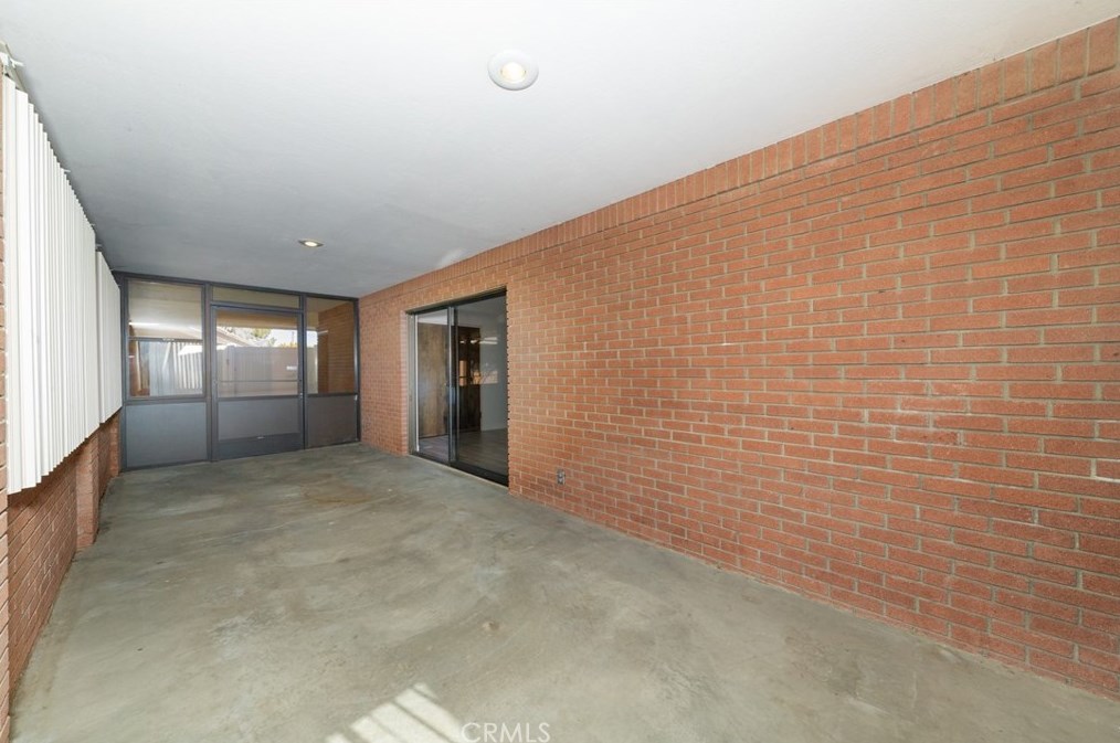 44745 Lowtree Ave, Lancaster CA  exterior