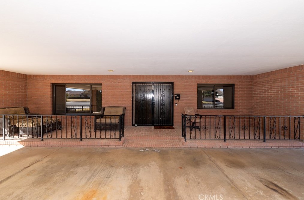 44745 Lowtree Ave, Lancaster CA  exterior