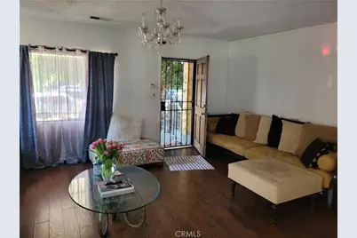 4528 Arlington Avenue, Los Angeles, CA 90043 - Photo 3