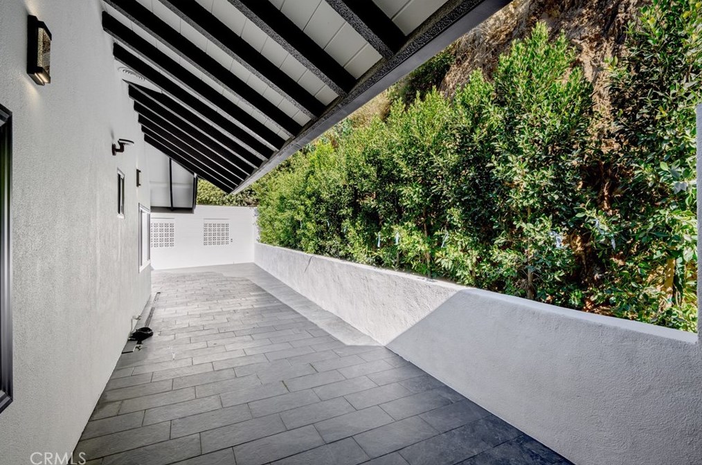 2116 Conchita St, Glendale CA  91208-2508 exterior