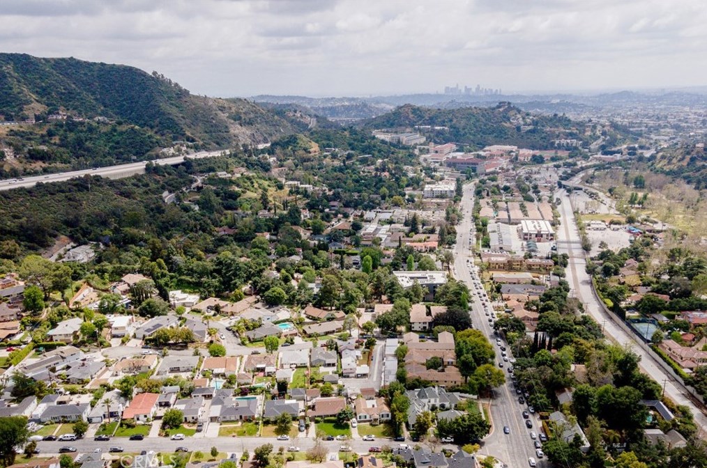 2116 Conchita St, Glendale CA  91208-2508 exterior