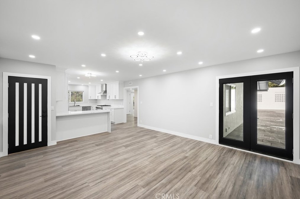 2116 Conchita St, Glendale CA  91208-2508 exterior