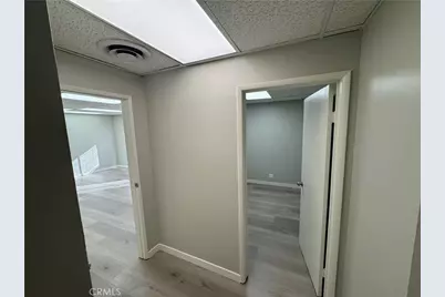 303 S Glenoaks Boulevard, Burbank, CA 91502 - Photo 17