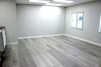 303 S Glenoaks Boulevard, Burbank, CA 91502 - Photo 5