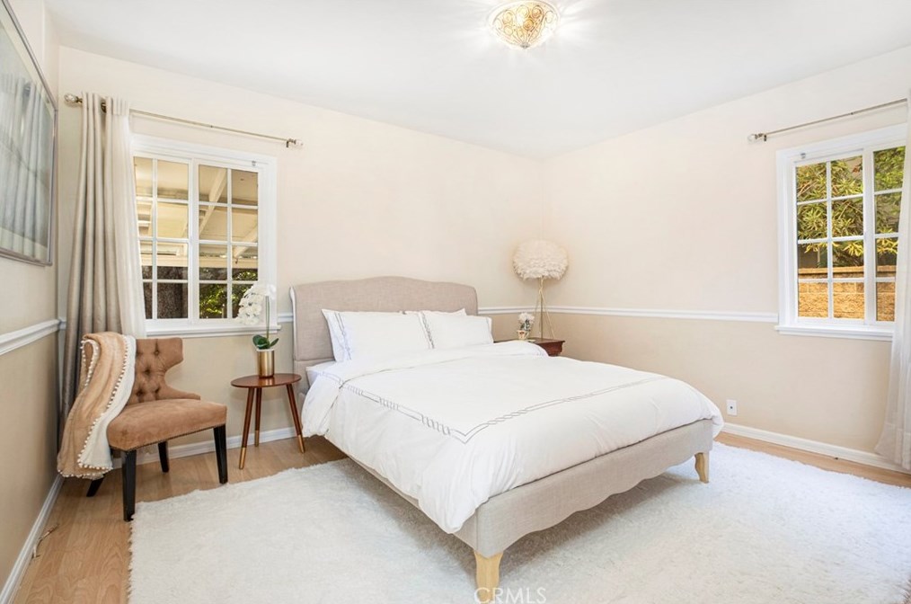 812 Doran St, Glendale CA  91203-0015 exterior