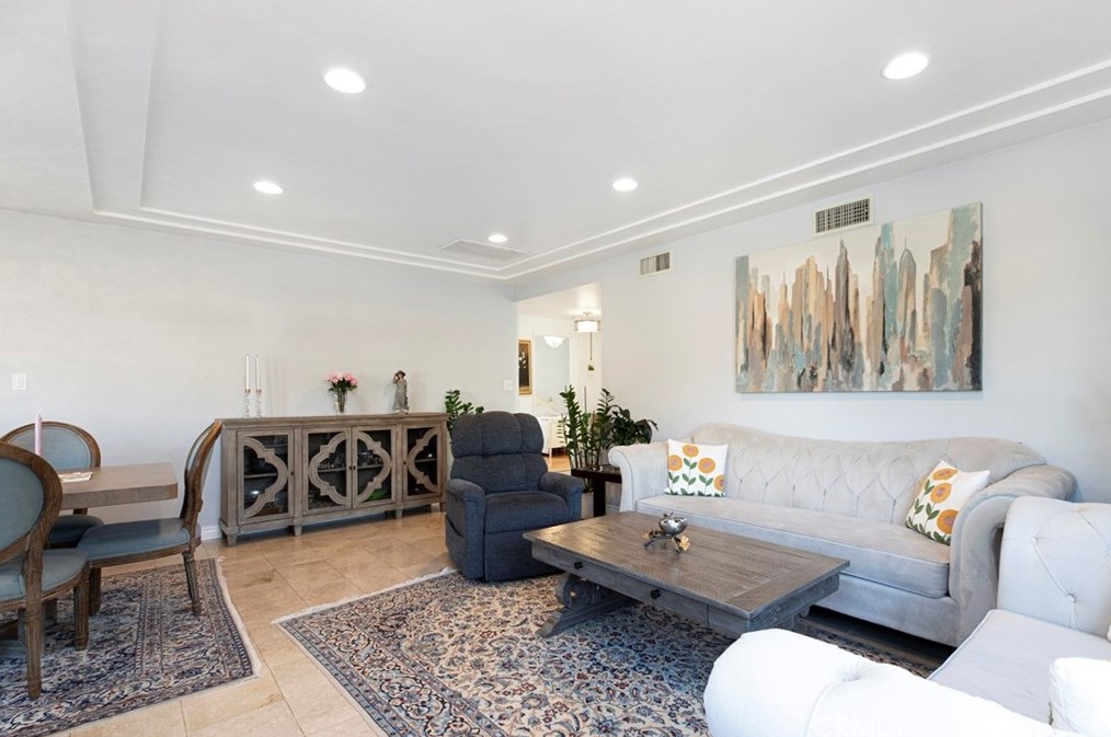 812 Doran St, Glendale CA  91203-0015 exterior