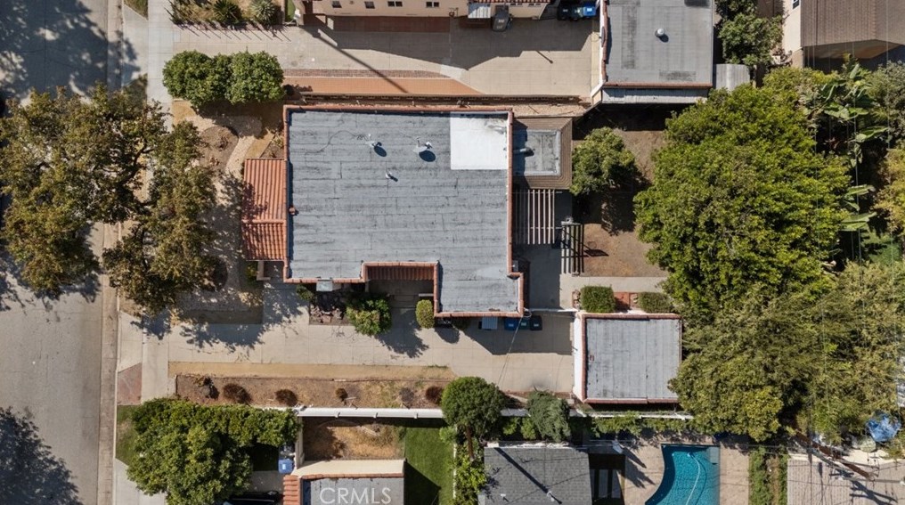 1355 Idlewood Rd, Glendale CA  91202-2042 exterior