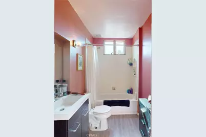 2049 Argyle Avenue, Los Angeles, CA 90068 - Photo 15