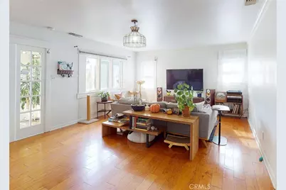 2049 Argyle Avenue, Los Angeles, CA 90068 - Photo 3