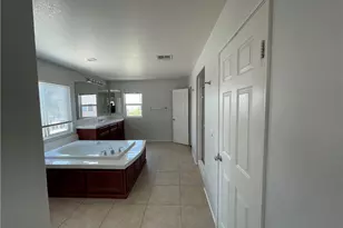 37222 Camden Dr, Indio, CA 92203 - Photo 17