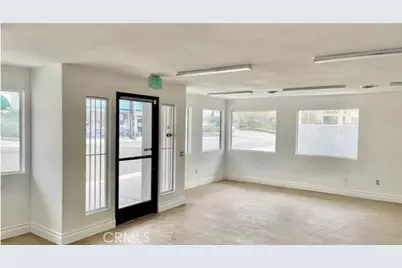 3912 Merrill Avenue, Riverside, CA 92506 - Photo 13