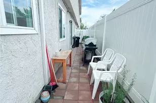 10415 McVine Ave, Sunland, CA 91040 - Photo 25