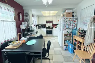 10415 McVine Ave, Sunland, CA 91040 - Photo 9