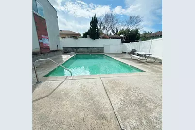 10415 McVine Avenue #2, Sunland, CA 91040 - Photo 27