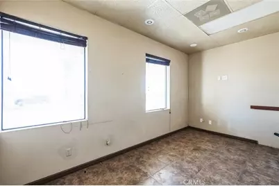 28401 Date Palm Drive, Cathedral City, CA 92234 - Photo 29