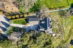 24500 Heather Ct, Tehachapi, CA 93561 - Photo 5