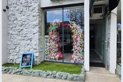 353 E Magnolia Boulevard, Burbank, CA 91502 - Photo 1