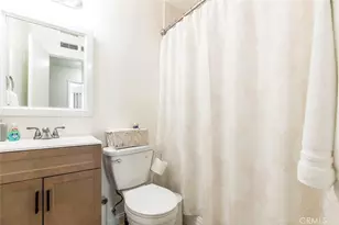 8673 Herrick Ave, Los Angeles, CA 91352 - Photo 23