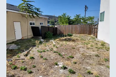 9939 Commerce Avenue, Tujunga, CA 91042 - Photo 9