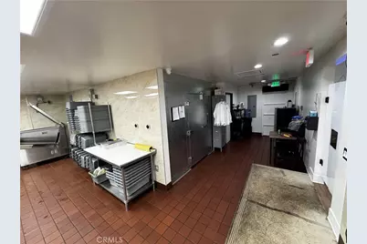 3238 Foothill Boulevard, La Crescenta, CA 91214 - Photo 15