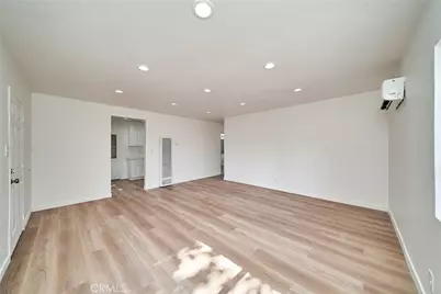 1103 S Hobart Boulevard, Los Angeles, CA 90006 - Photo 27