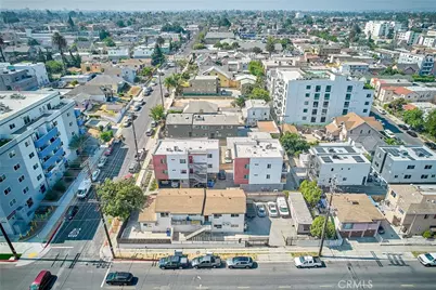 1103 S Hobart Boulevard, Los Angeles, CA 90006 - Photo 51