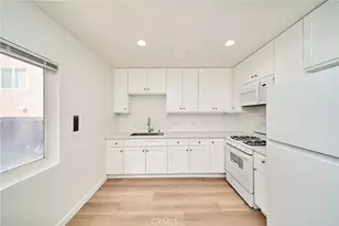 1103 S Hobart Blvd, Los Angeles, CA 90006 - Photo 35