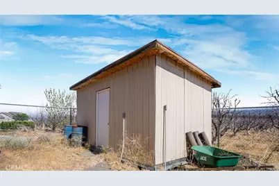 49750 Three Points Road, Lancaster, CA 93536 - Photo 43