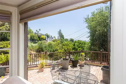 641 Canyon Drive, Glendale, CA 91206 - Photo 3