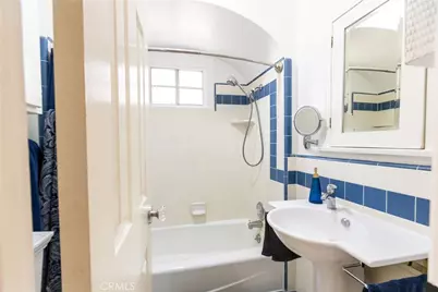 641 Canyon Drive, Glendale, CA 91206 - Photo 19