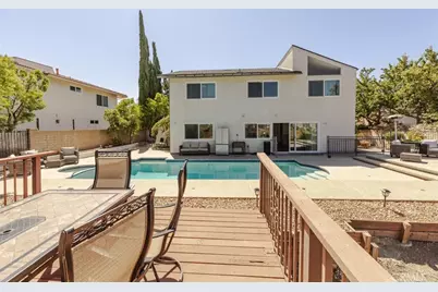 11801 Thunderbird Avenue, Porter Ranch, CA 91326 - Photo 45