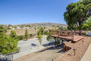 11801 Thunderbird Ave, Porter Ranch, CA 91326 - Photo 41