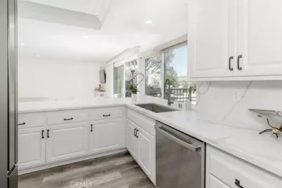 11801 Thunderbird Avenue, Porter Ranch, CA 91326 - Photo 17