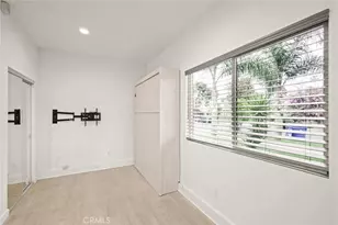 6709 Mammoth Ave, Los Angeles, CA 91405 - Photo 23