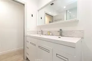 6709 Mammoth Ave, Los Angeles, CA 91405 - Photo 15