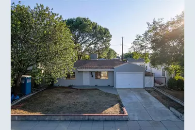 831 N Myers Street, Burbank, CA 91506 - Photo 1