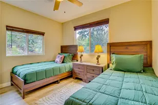 26131 Lake Forest Dr, Twin Peaks, CA 92391 - Photo 5